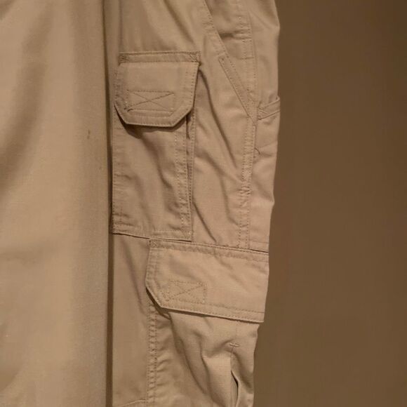 5.11 Tactical Khaki Pants - Picture 15 of 16